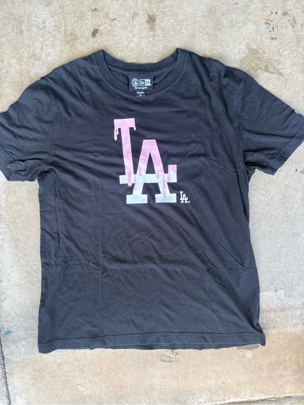 New Era Kids Black Tee with Pink-to-White LA Logo